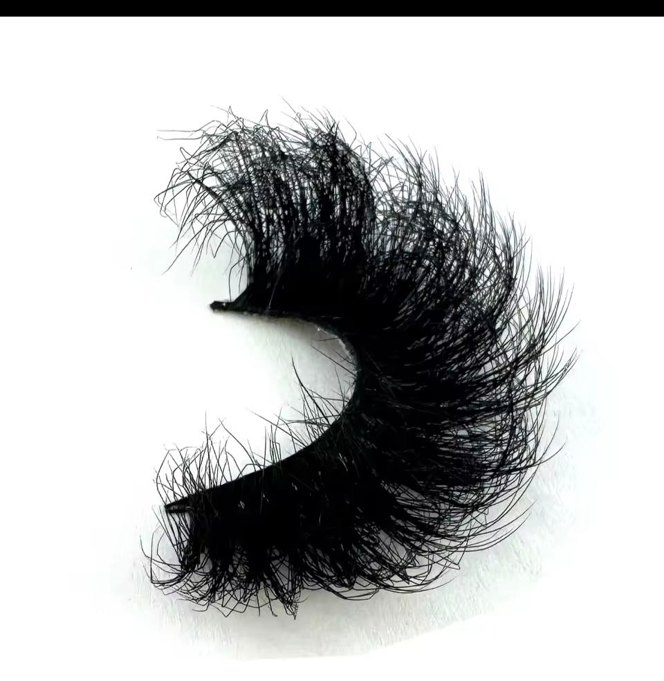 “The Whole Package” False Mink Eyelash Book